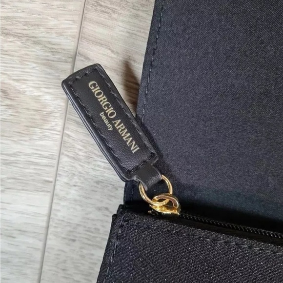 Giorgio Armani Matte Black Clutch Bag with Interior Zipper - New - Picture 11 of 15